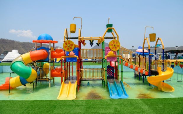 Read more about the article Navigating Choices: Tips for Playground Planners When Selecting Water Play Equipment Suppliers