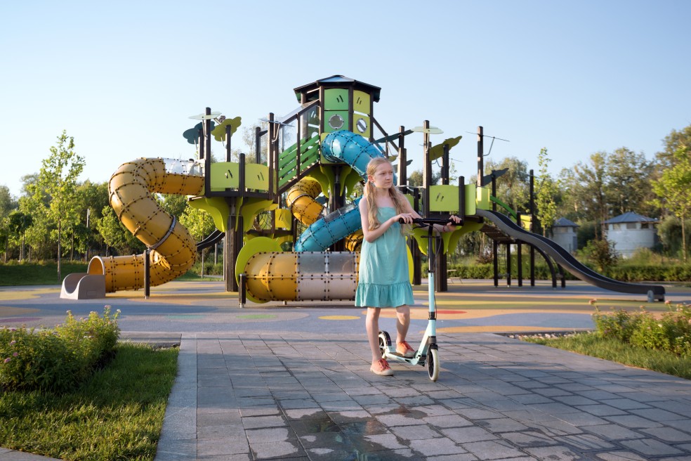 Read more about the article Commercial Splash Pad Installation for Theme Parks