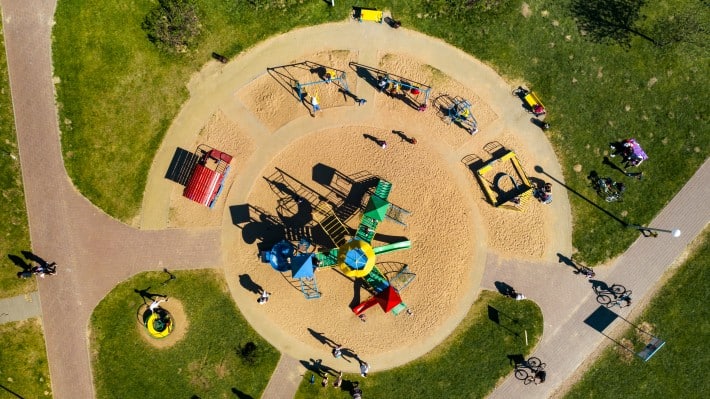 Read more about the article The Benefits of Modular Playground Equipment