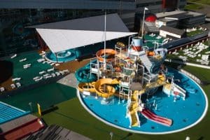 water play equipment manufacturers